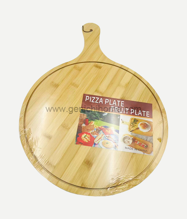 Was sind die Überlegungen zur Dicke und zum Gewicht, wenn es um das Design und die Funktionalität einer Holzpizzaschale geht?