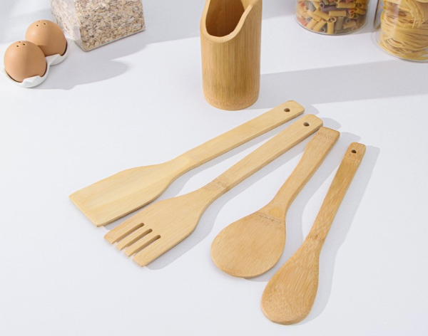 Was stehen die täglichen Notwendigkeiten zur Verfügung?